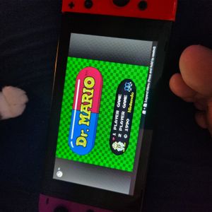 Video chat while I play video games