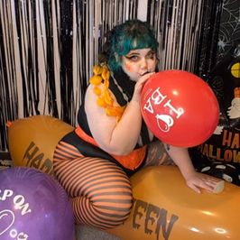 Random printed inflated and deflated balloon