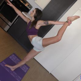 Avery Moon 157 Digital Photos