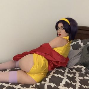 Faye Valentine Cosplay photos