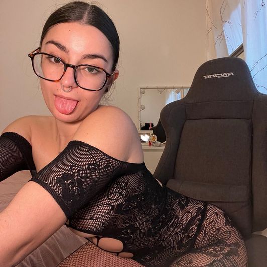 TIP FOR A EXCLUSIVE FULL NAKED DICK RATING