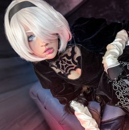 2b cosplay photo set