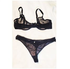 09Black Lace Bra and Thong Set