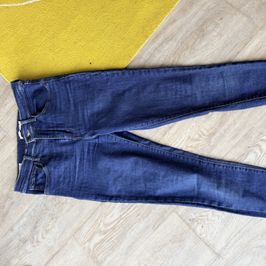Levis Jeans