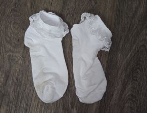 White Frilly Ankle Socks