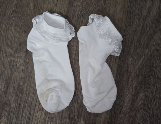 White Frilly Ankle Socks