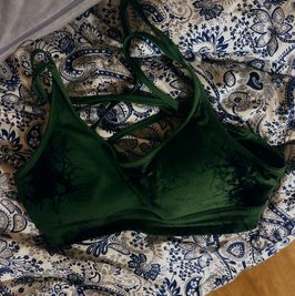 Emerald green GYM top