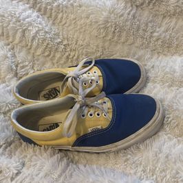 Darlings Vans