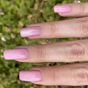 Pamper Mommy with a Manicure