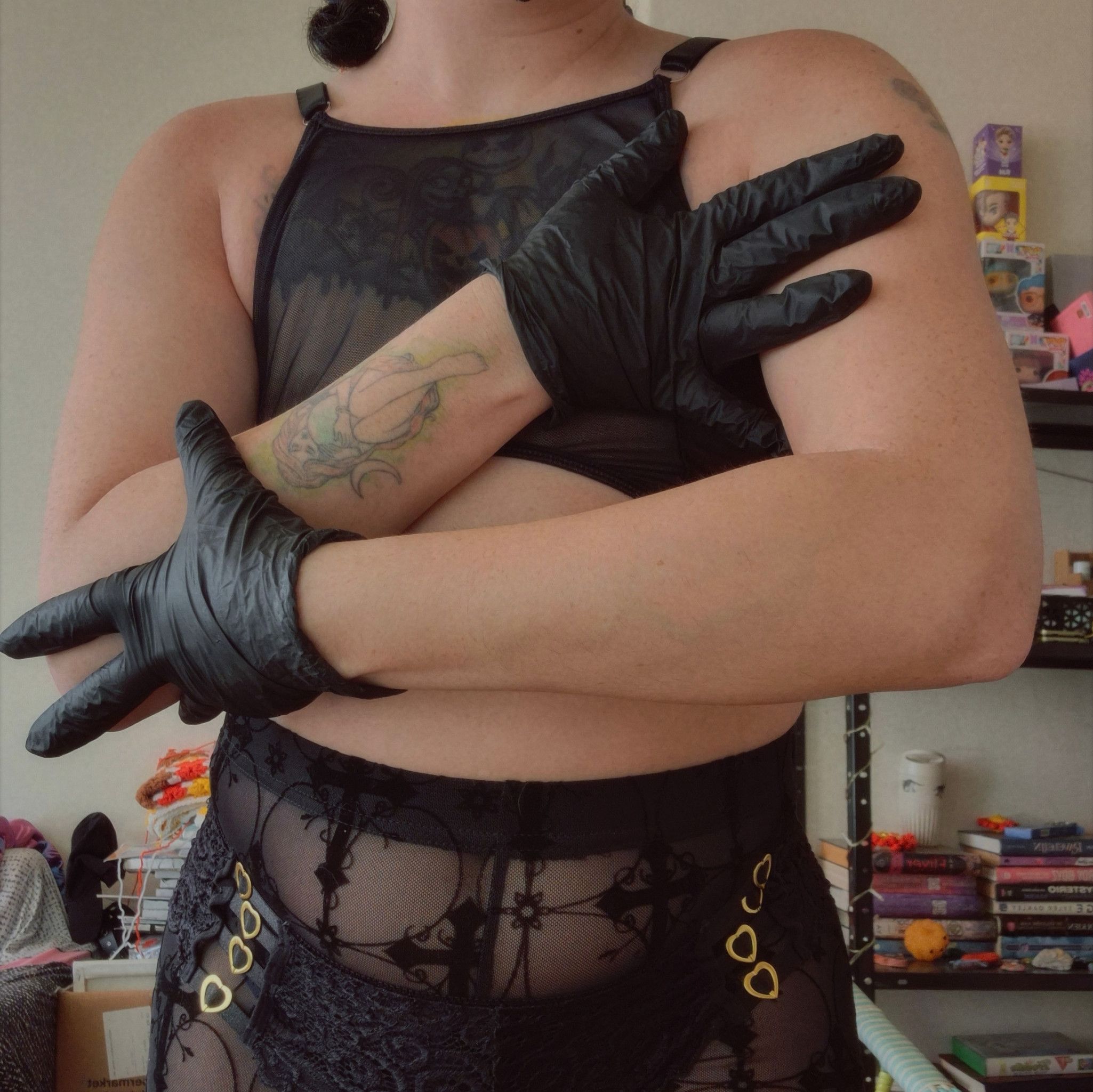 Latex gloves