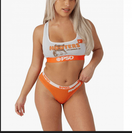 Spoil me with Hooters sexy outfit