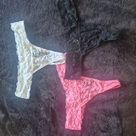 3 different colour thongs