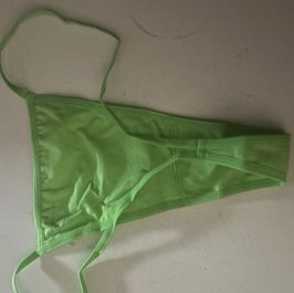 Green y string