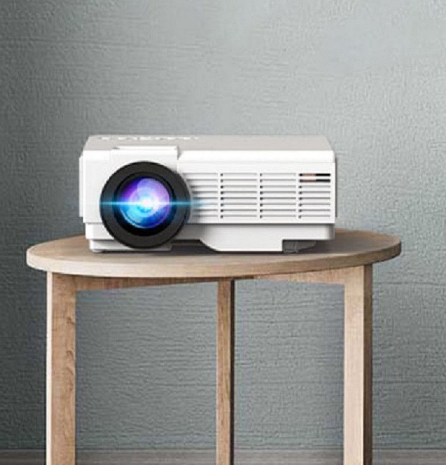 Home theater projector
