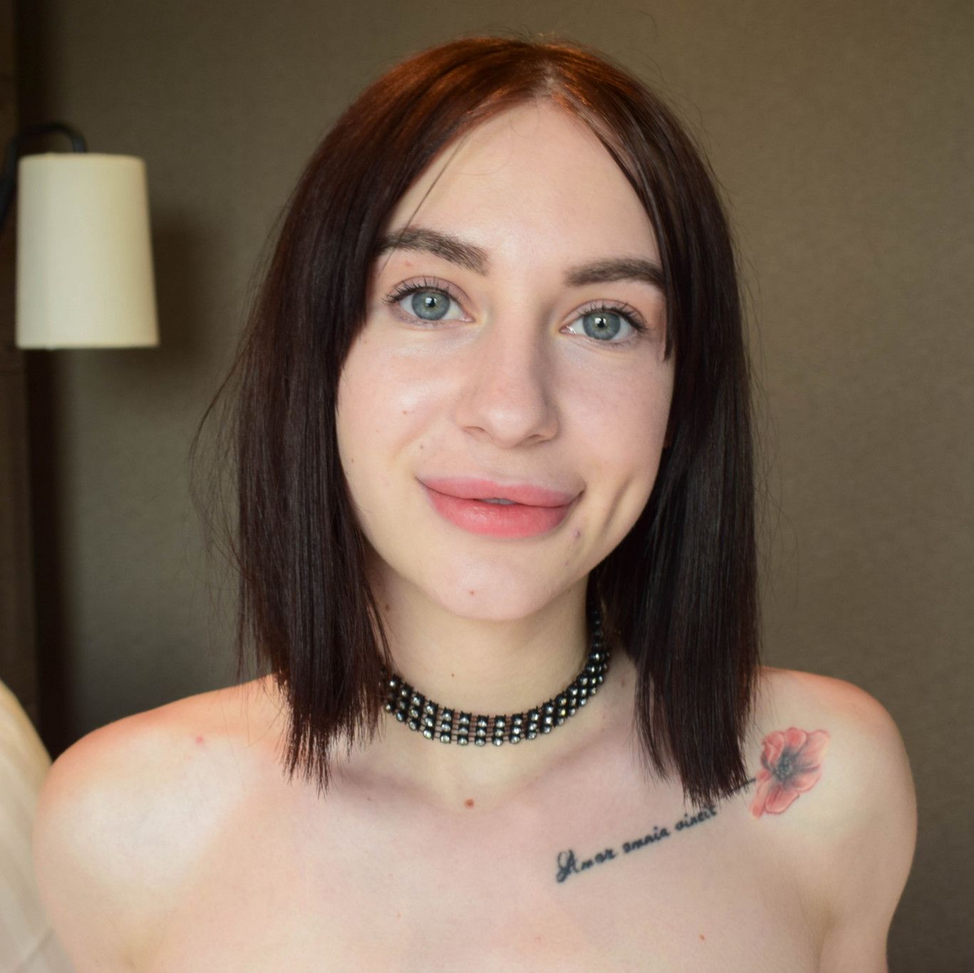 Emma Evans is back picture set