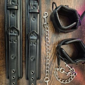 Black Leather Handcuffs Set