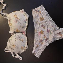 Bra and panty set