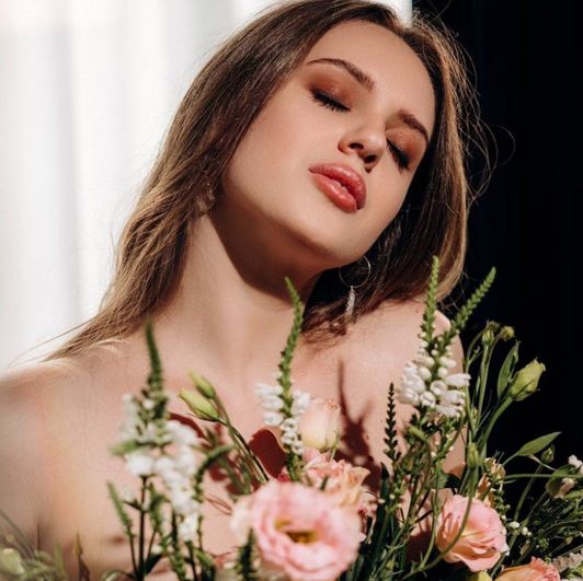Give me flowers