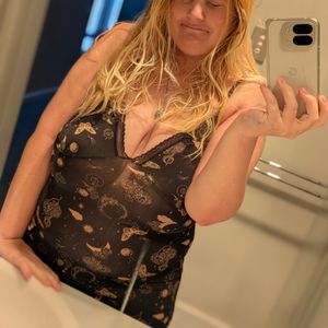 cleavage appreciation