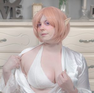 Elf Girl Photoset