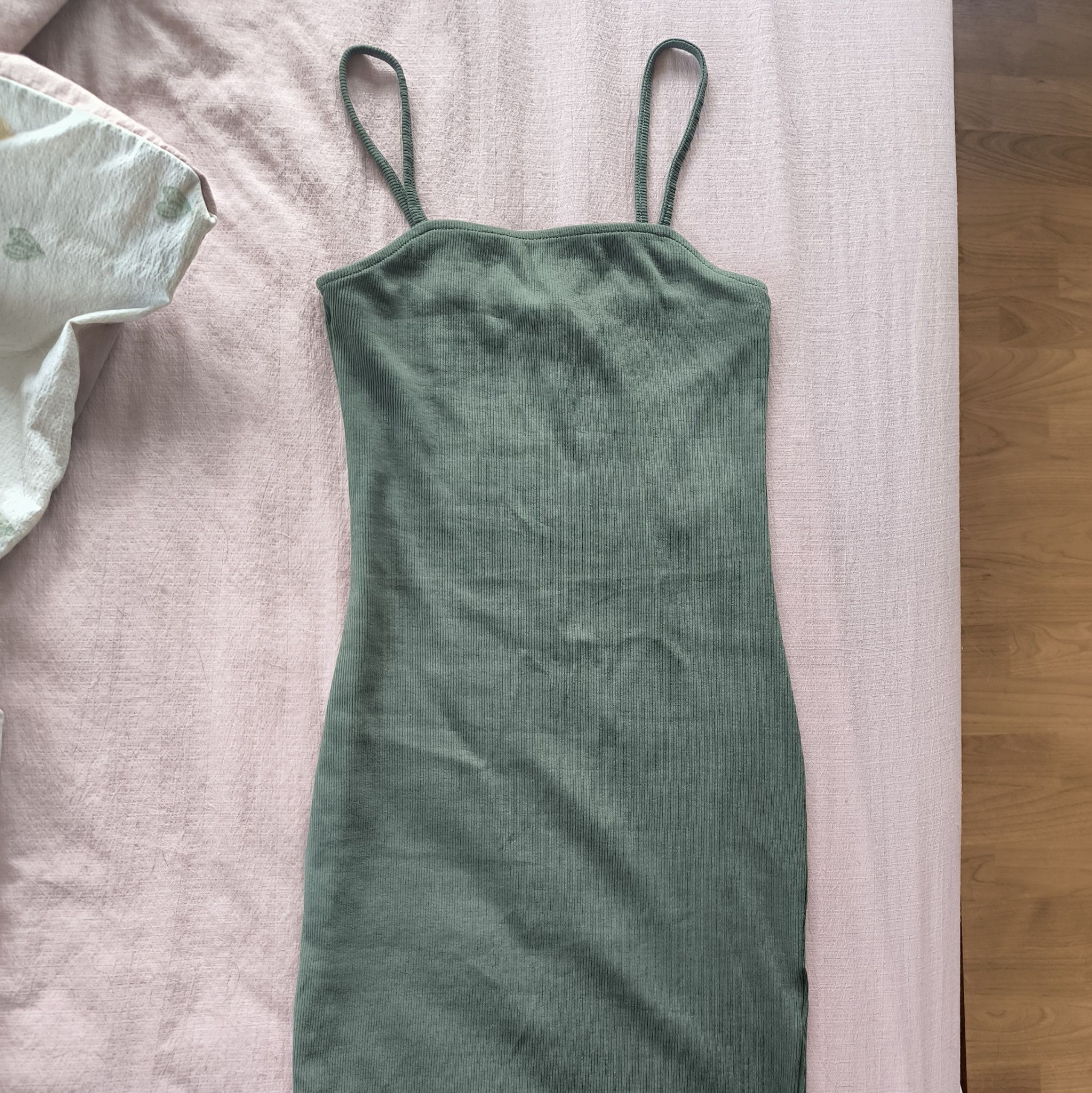 The Green Slutty Dress