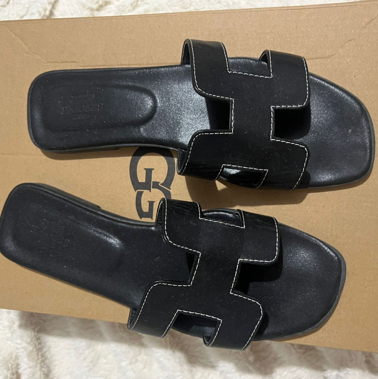 Hermes Oran flat sandals