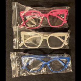 1x Geek Chic lenseless glasses