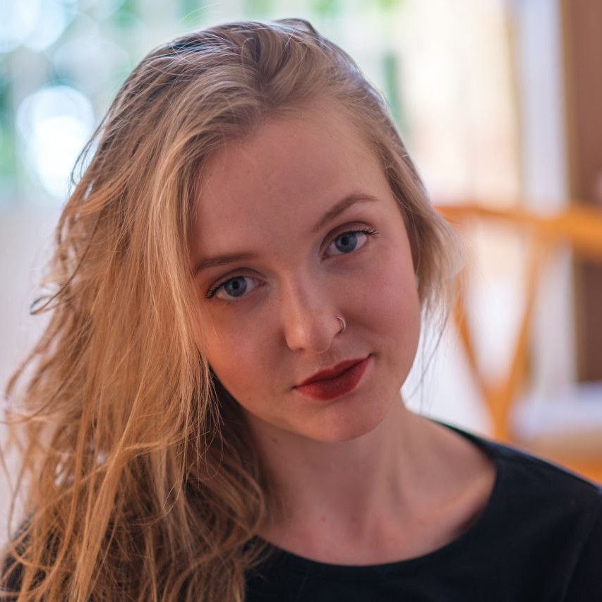 Get 5 Custom Pics From Me