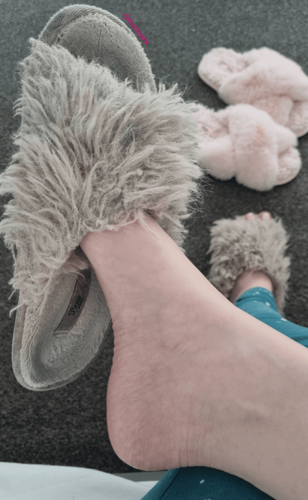 Extra Smelly Well Worn Fluffy Slippers
