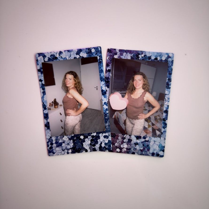 Cute Glitter Polaroid Set of 2 Portraits and Smiles