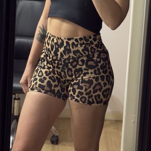 Sports shorts