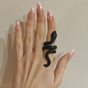 Big Goth Ring