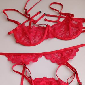 Selling a new set of lace underwear