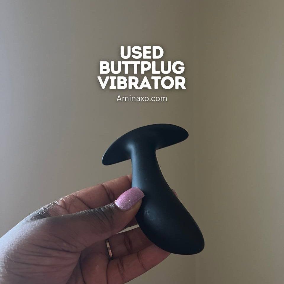 Smell Worn Buttplug