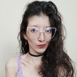 Urban Femme Fatale Photoset x 5 SFW