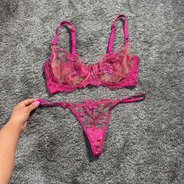 MY SEXY PINK BRA AND THONG SET