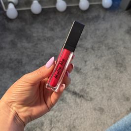 MY USED RED LIP GLOSS