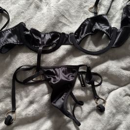Bra and panty set