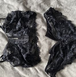 bra and panty lace set