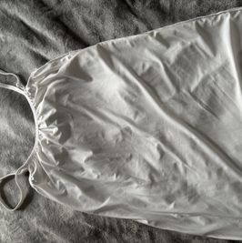 White nighttime dress