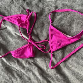 Teeny weeny bikini set