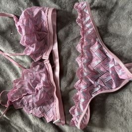 Lace pink set