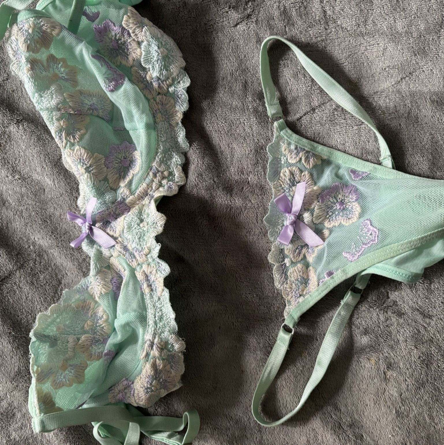 Light green set