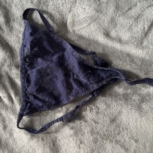 Blue Gstring