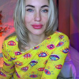 10 minutes video chat