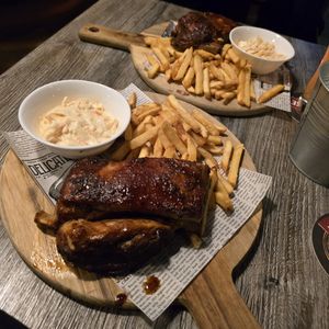 Treat us to a romantic dinner at a restaurant