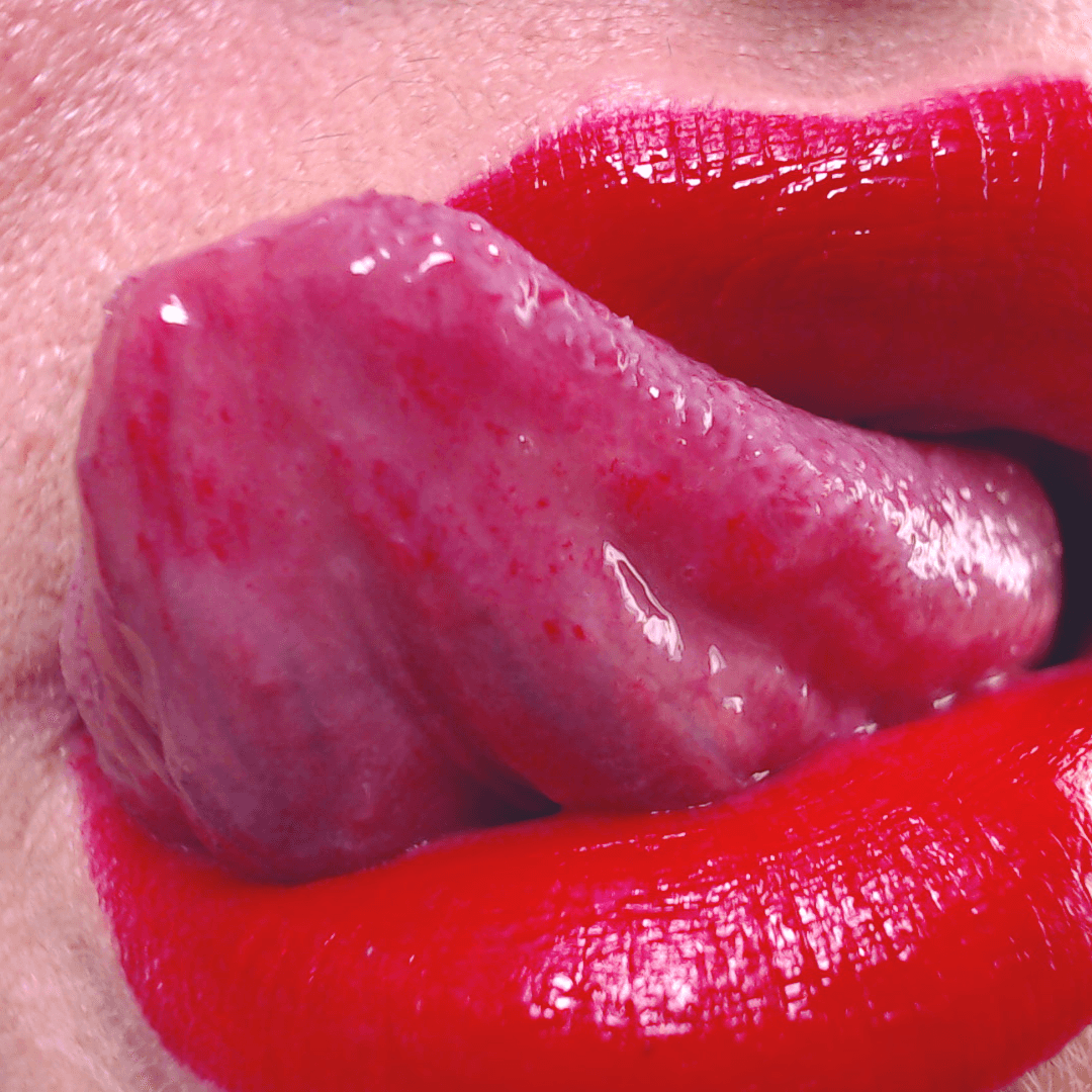 CloseUp Lip Tease  12 Delicious Shots