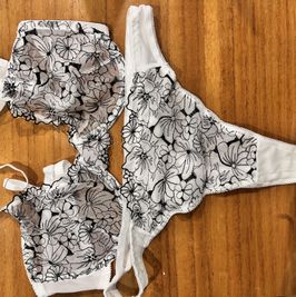 Liberal Sessions Lingerie