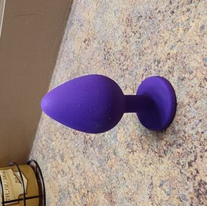 Purple Silicone Plug w Jewel