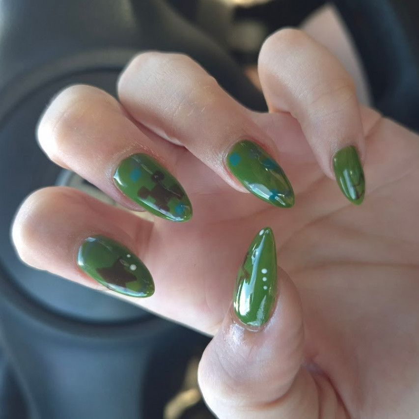 Pay to get my nails done